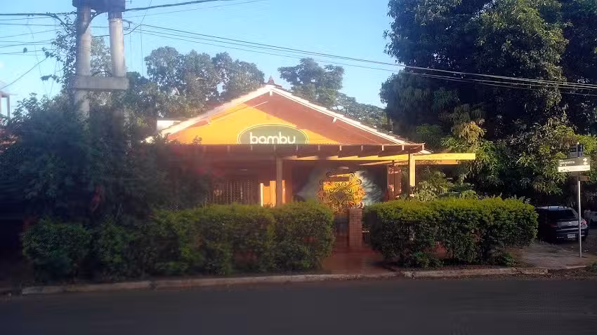Hostel BAMBU Puerto Iguazu