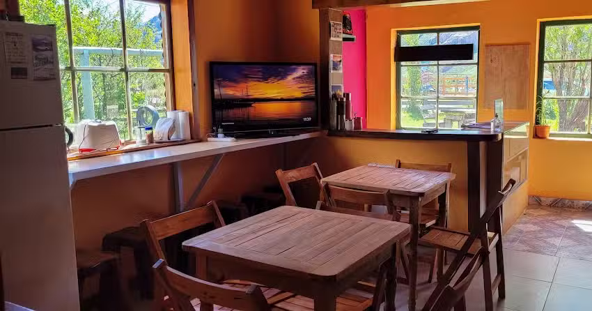 Hostel “Las Cuatro Estaciones”