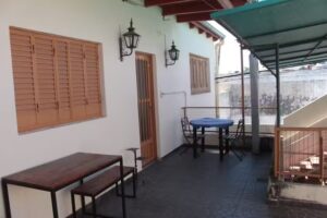 Hostería (24hs) La Giralda