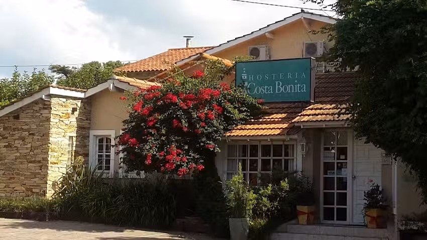 Hostería Costa Bonita