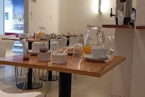 Hotel 23 de agosto socaya