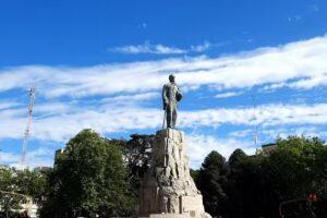 Hotel 24 de Noviembre LA PERLA