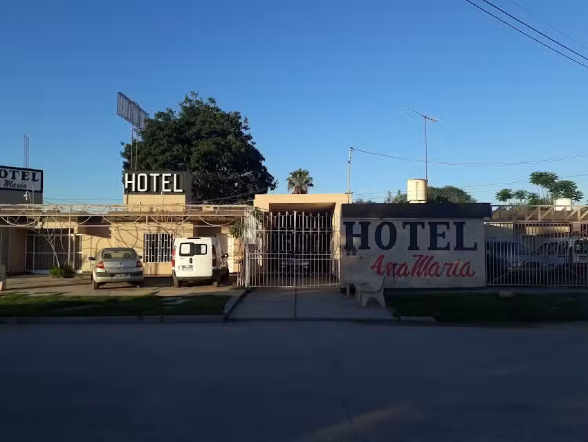 Hotel Ana María