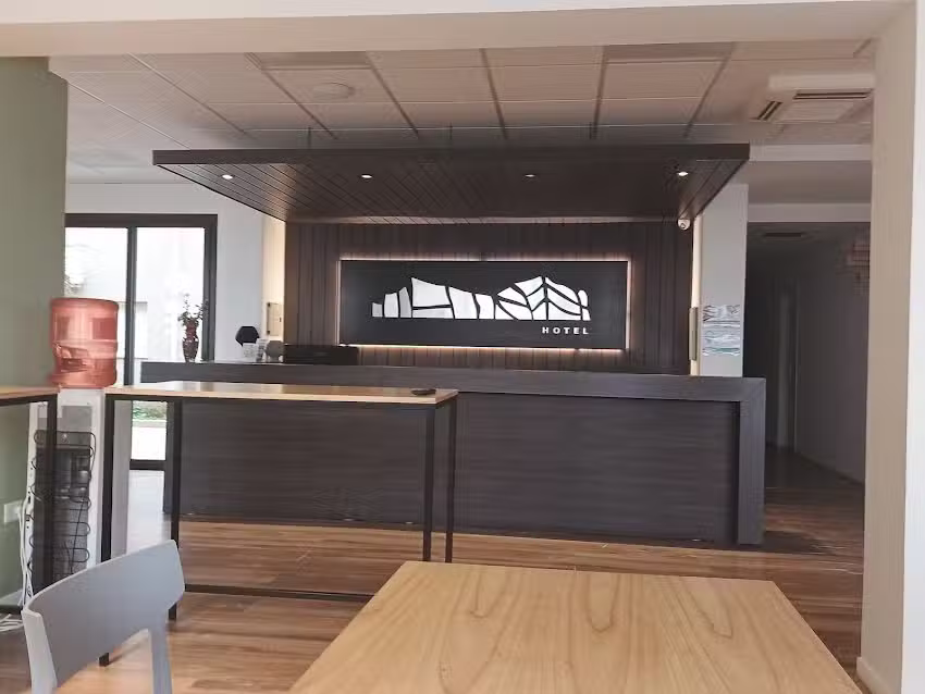 Hotel Barda Sur