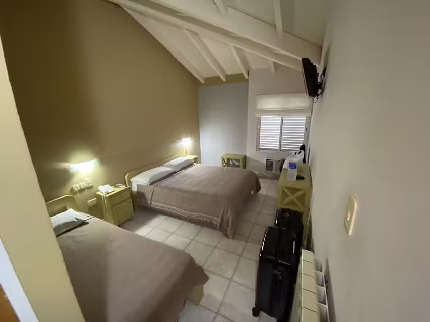 Hotel Barrancas San Pedro