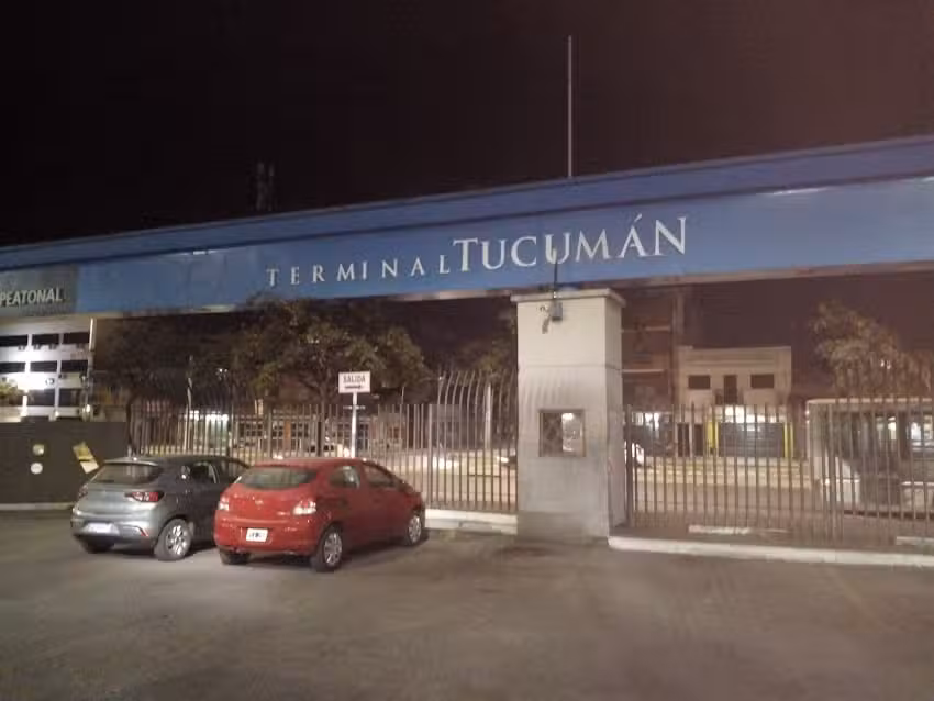 Hotel Charcas Tucumán