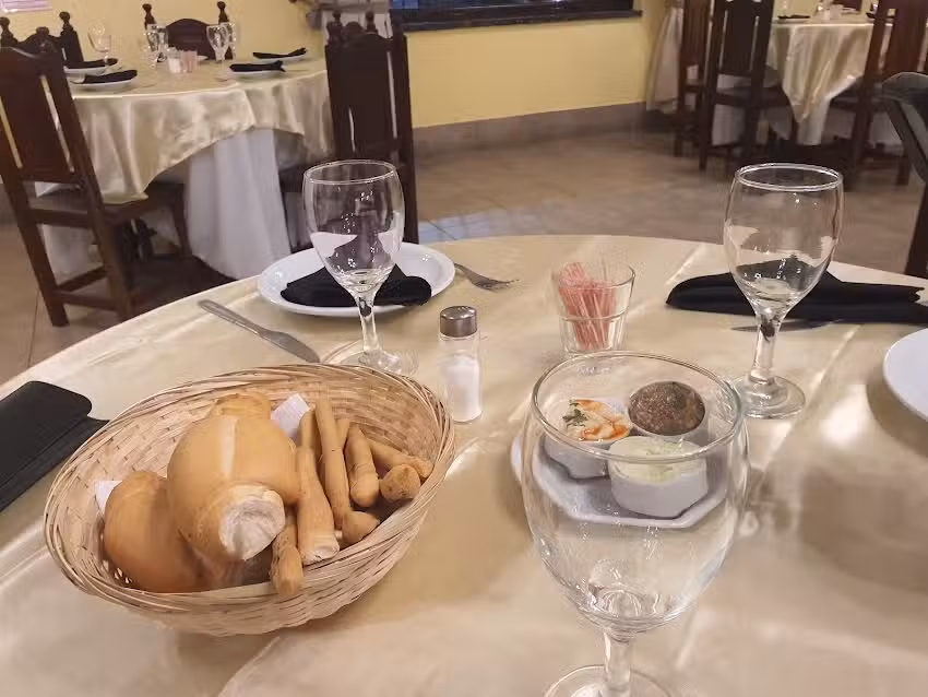 Hotel Colonial Óran