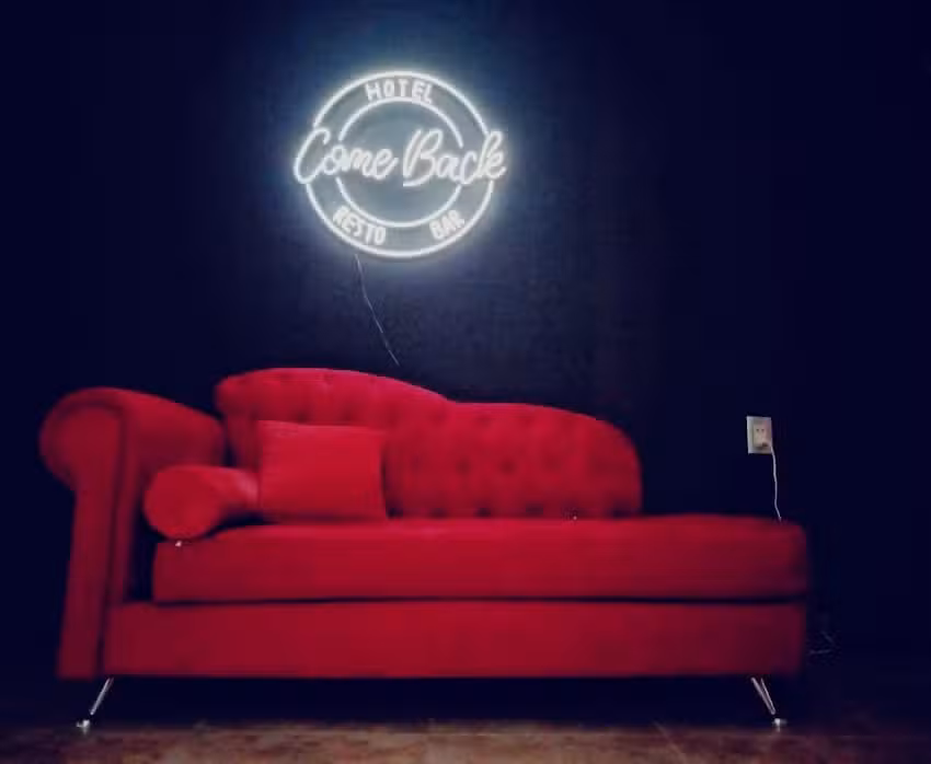 Hotel Come Back – Resto Bar