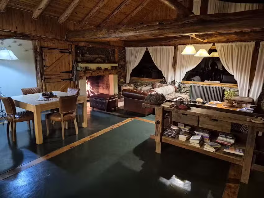 Hotel De Campo Valle Del Carrileufu