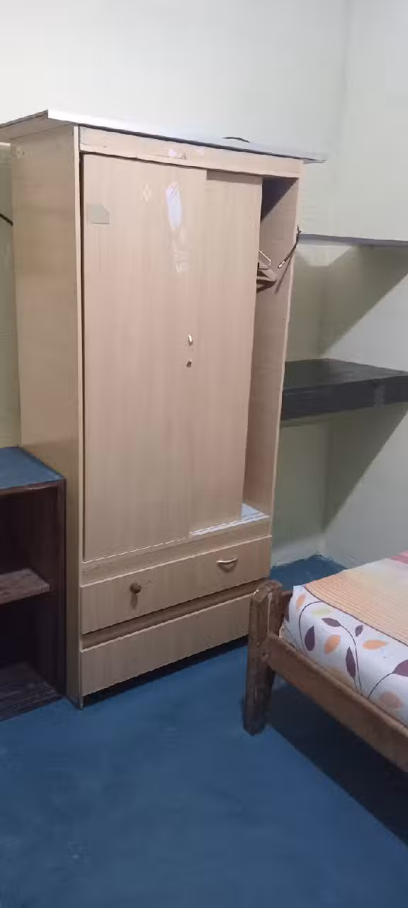 Hotel Familiar Dolores (( Solo CABALLEROS))