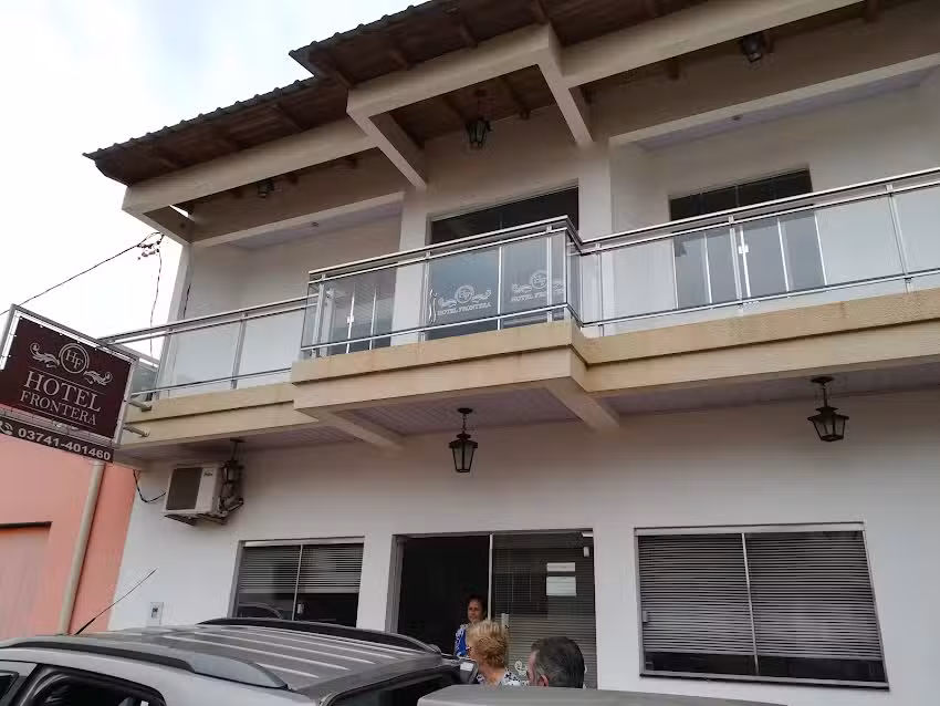 Hotel Frontera