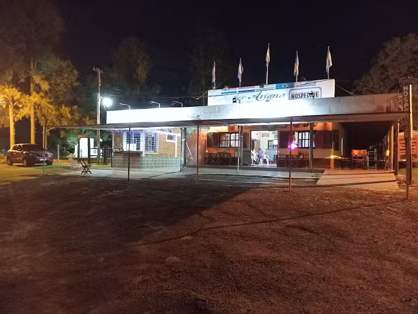 HOTEL – HOSPEDAJE Y COMEDOR “ARIANA” – SAN ROQUE CORRIENTES