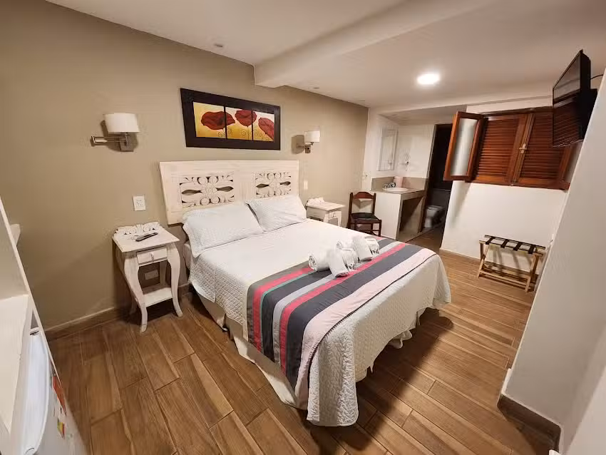 HOTEL ICONICO. ALVEAR627