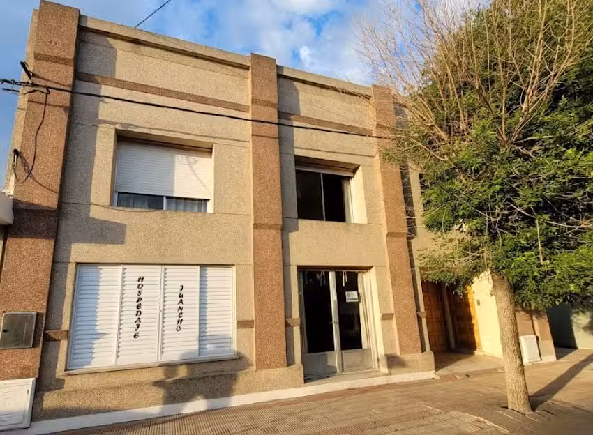 Hotel Juancho – de Rubén Darío Ferreyra