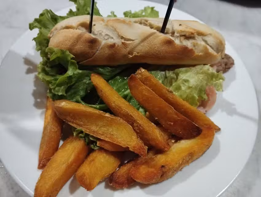 Hotel Luz-Pasionaria Barbistro