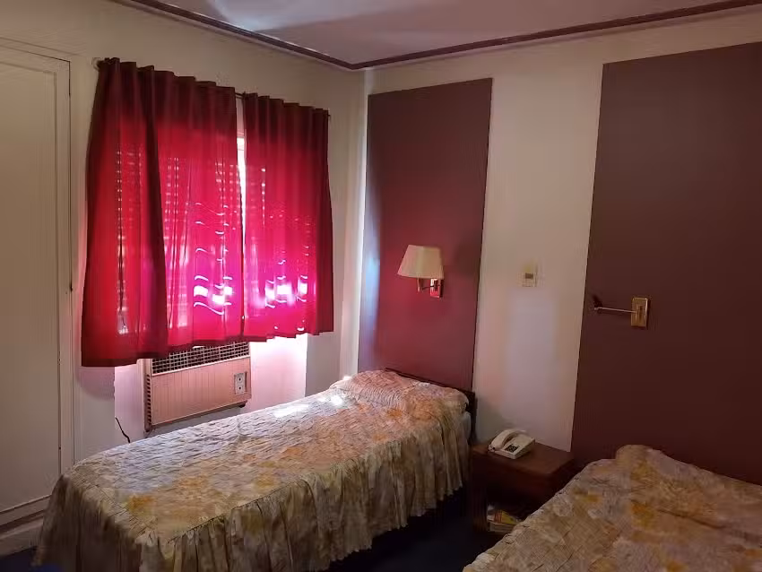 HOTEL MIAMI
