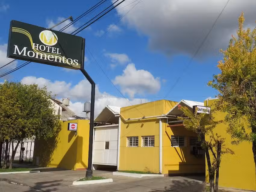 Hotel Momentos