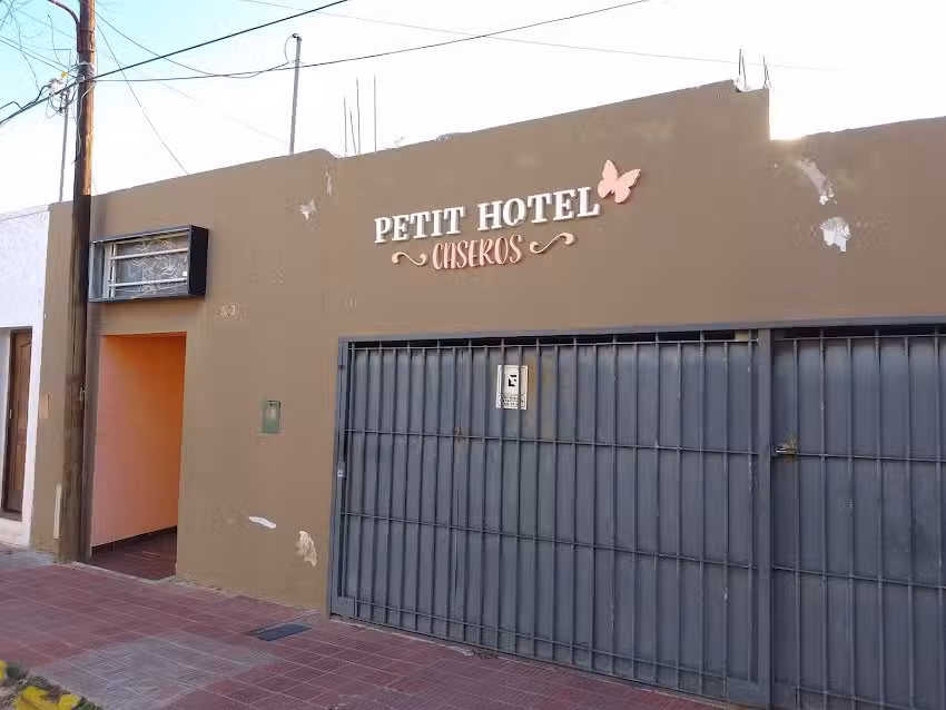 Hotel Petit Caseros