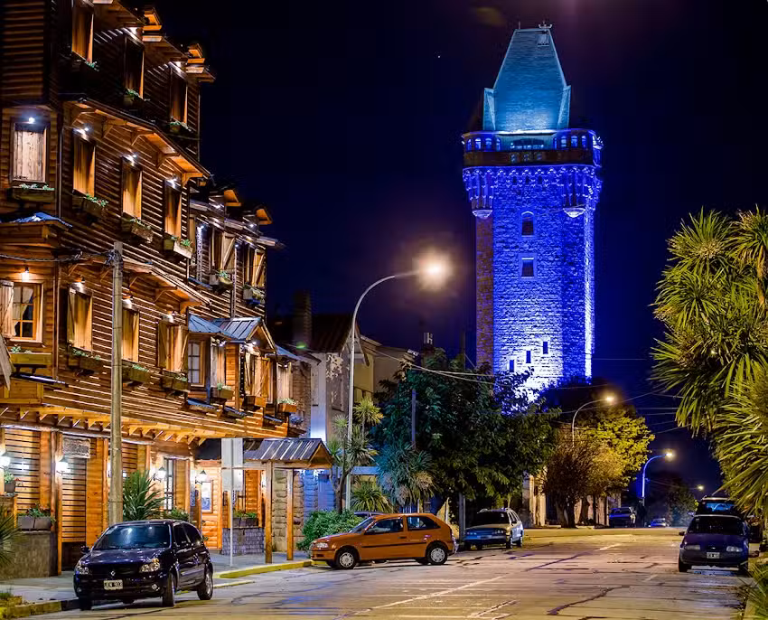 Hotel Sirenuse Mar del Plata | Cerca de Calle Güemes y Playa Varese