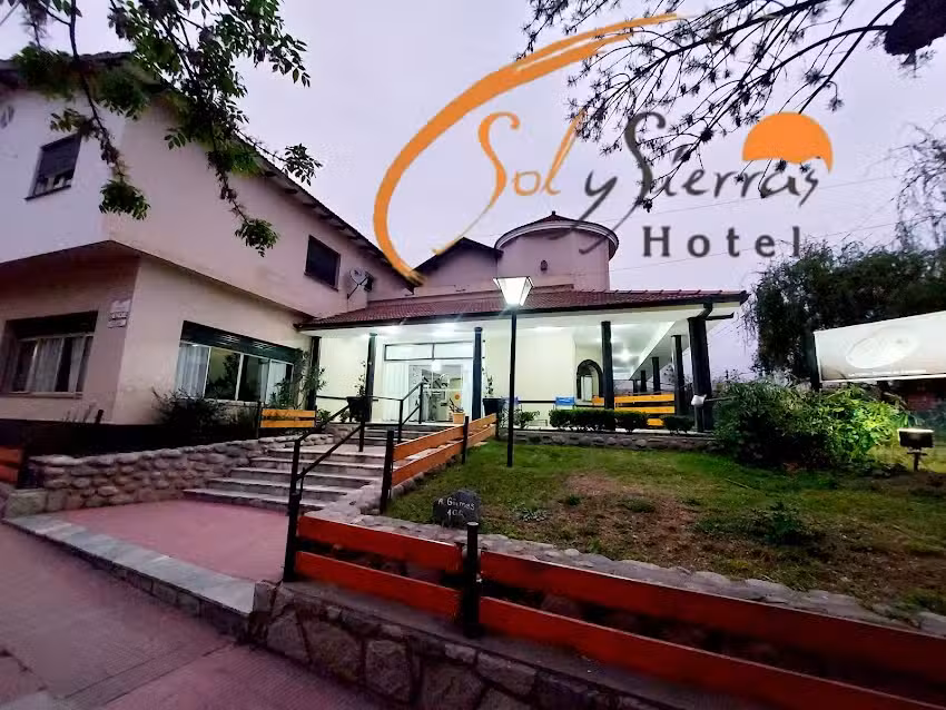 Hotel Sol y Sierras