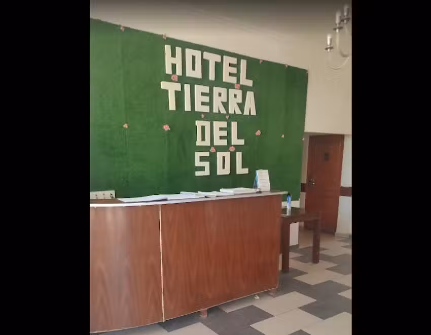 HOTEL TIERRA DEL SOL