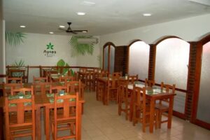 Hotel U.O.E.T.S y L.R.A