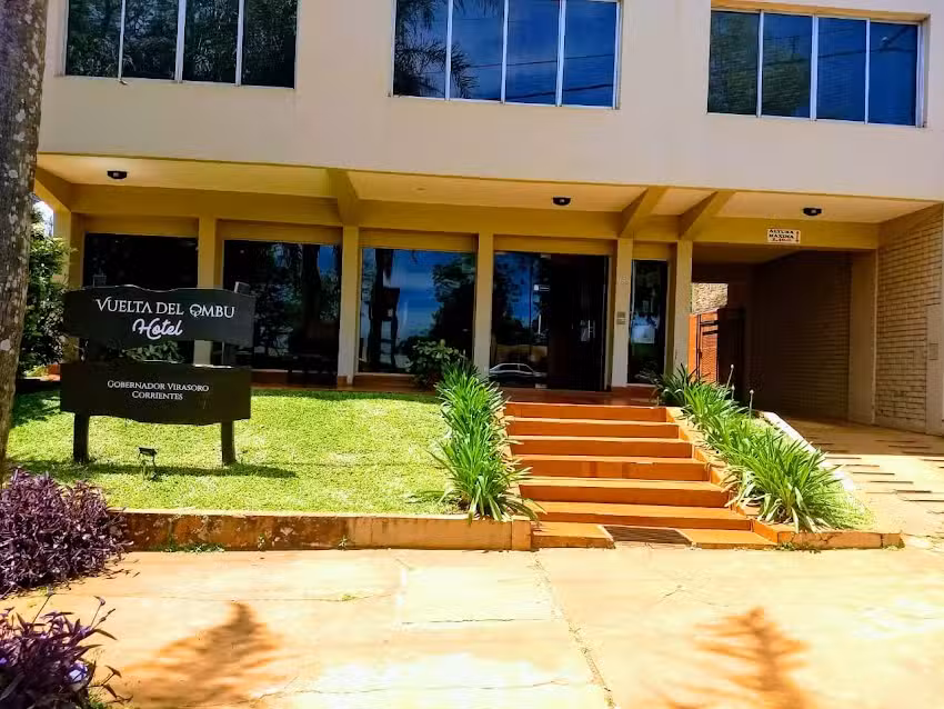 Hotel Vuelta Del Ombu