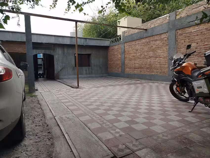 House Parque Central