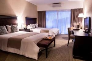 Howard Johnson by Wyndham Carilo Convention Center