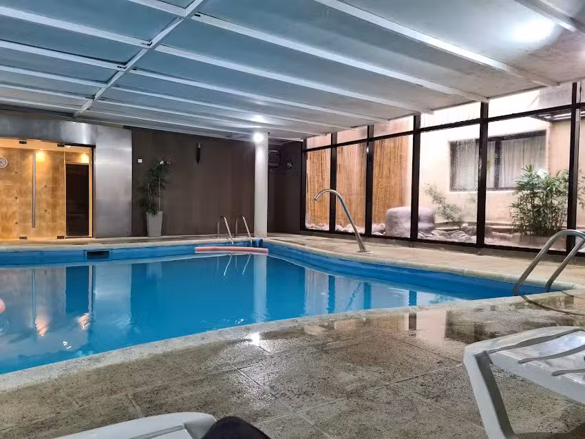 Howard Johnson San Pedro Centro