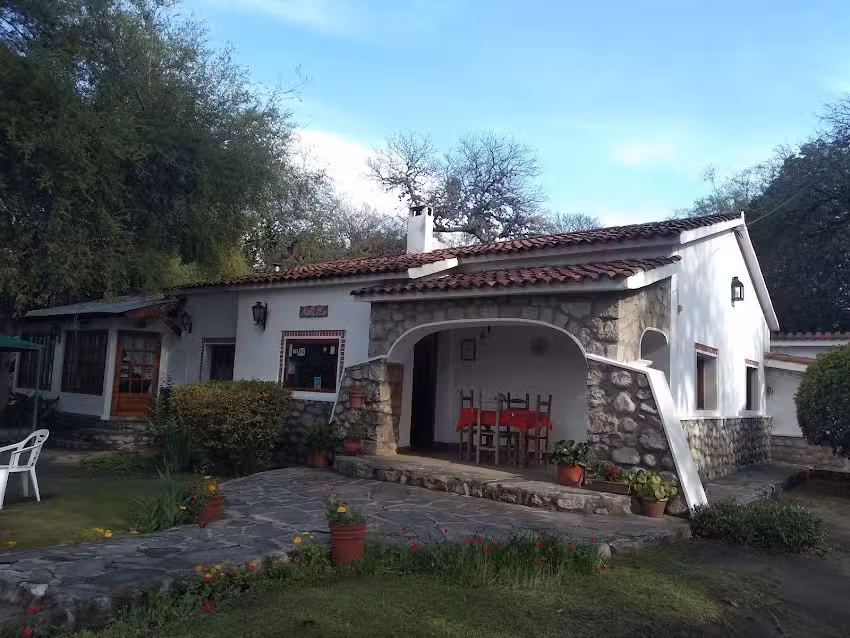 “Kali-Ma” Hosteria – Comedor