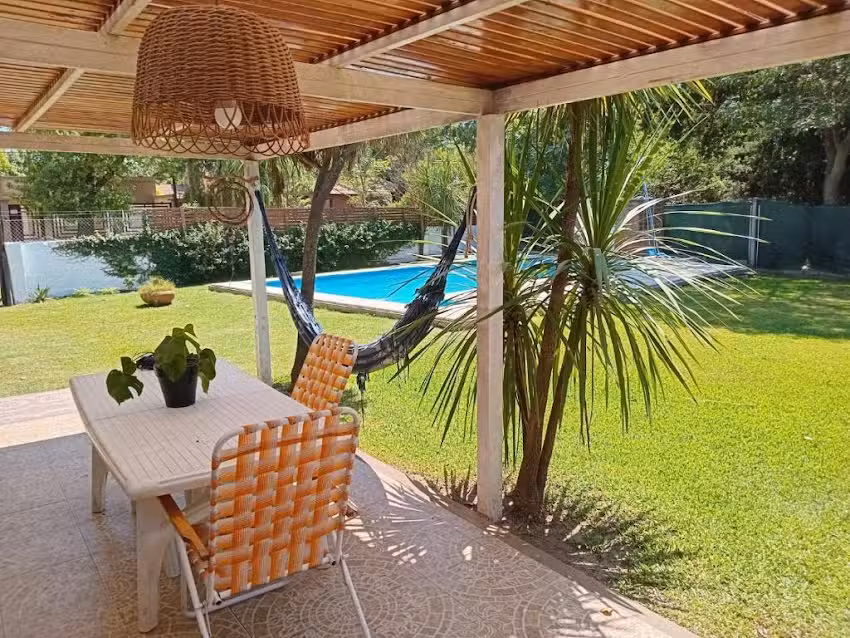 La Casa de Los Dos Pinos