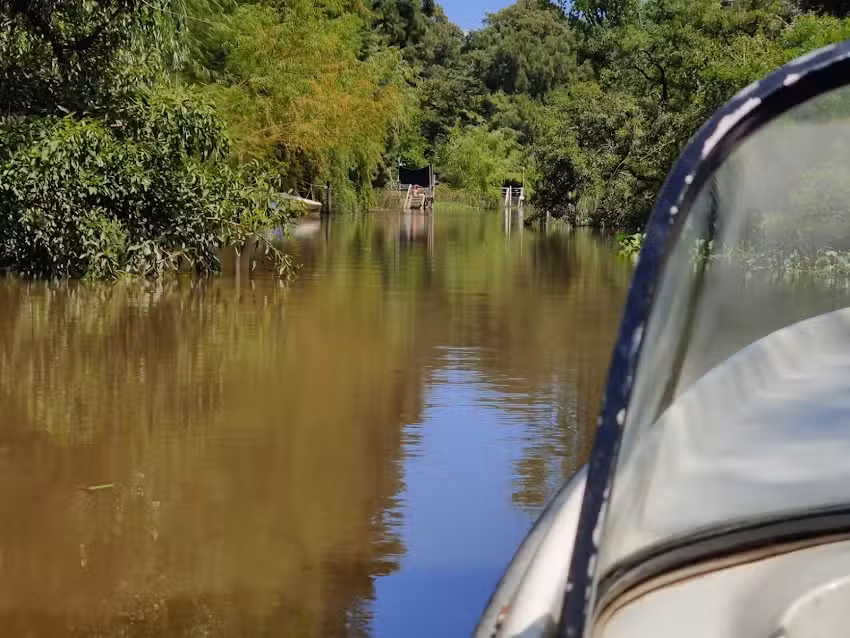 La casa en el rio + Viaje en lancha