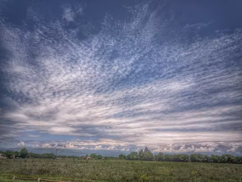 LA FALDA CASA DE CAMPO