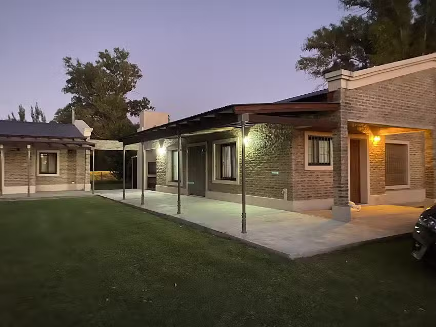 La Negra Casa de Campo