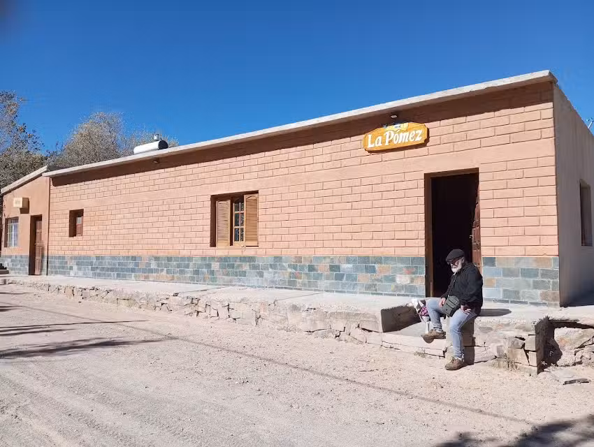 La Pomez (Hospedaje, Excursiones Y Comedor