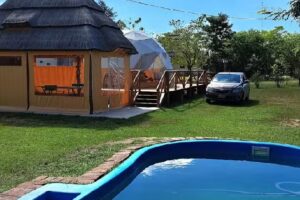 La Tranquila – Cabañas frente al río & Glampling