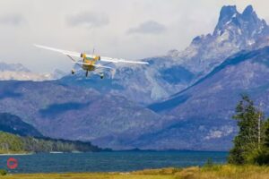 Lago Cholila Aero Fishing Lodge