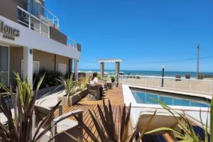 Los Tritones Apart Hotel