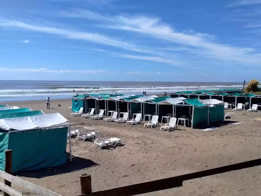 Lucila del Mar – Frente y Vista al Mar