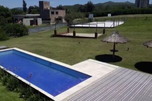 Luna Negra Casa en alquiler temporario Country Causana