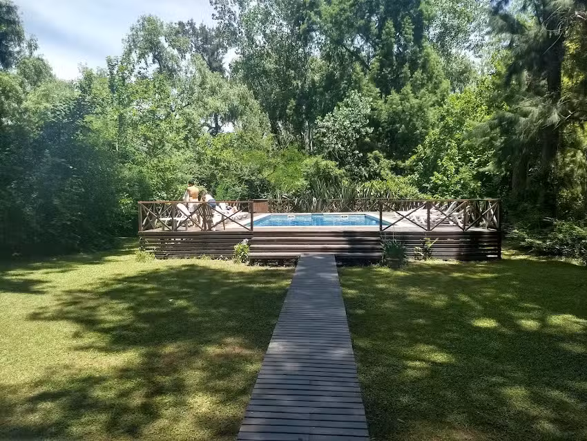 MADRESELVA, POSADA ISLEÑA