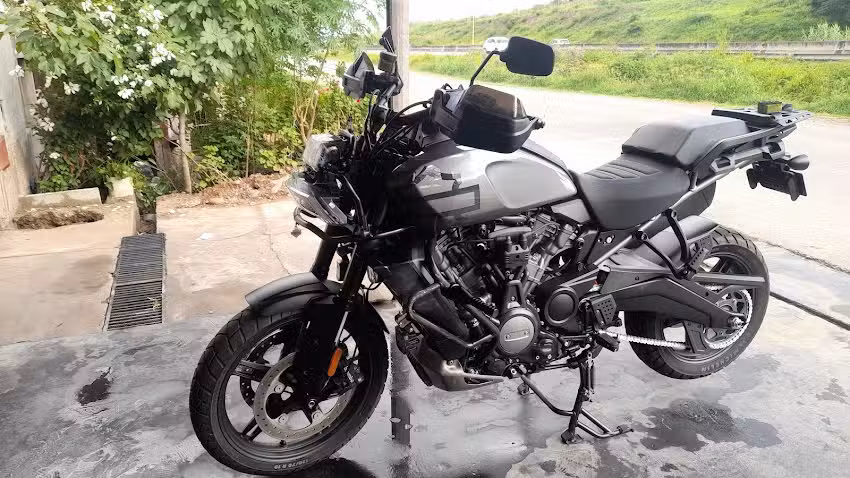 MotoPosada Campera Negra Jujuy