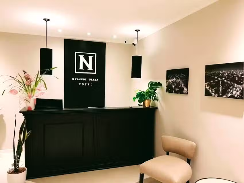 Navarro Plaza Hotel