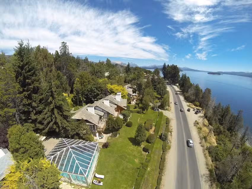 Pailahue Lodge y Cabañas