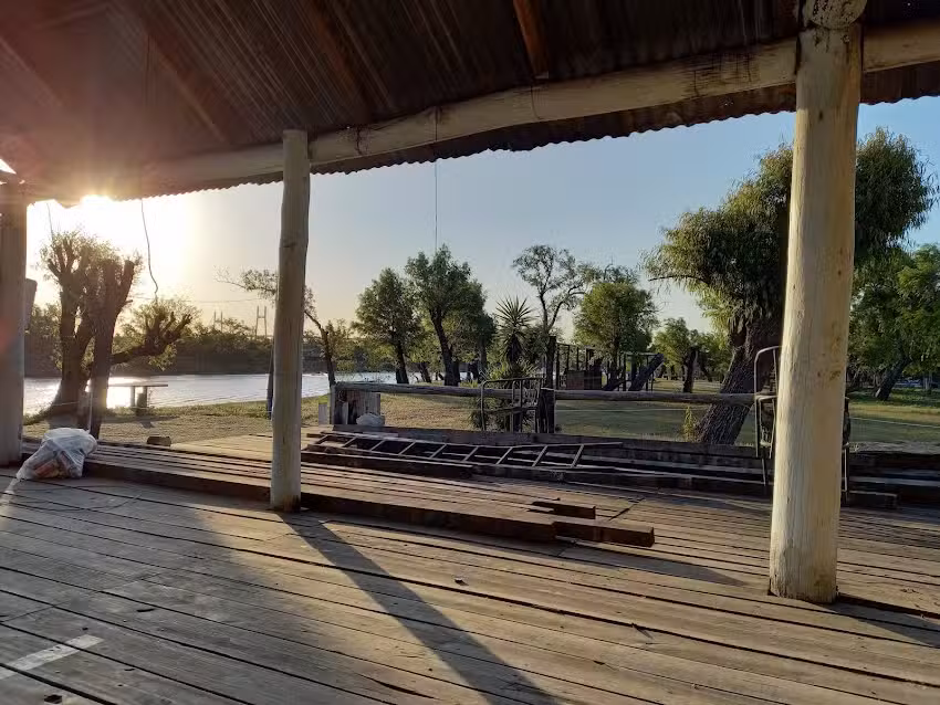 Parador, Cabaña ISLA LIBERTAD