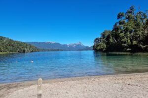 Playa y Camping Libre Lago Espejo