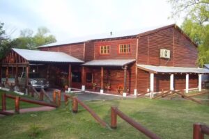 POSADA AVENTURA EN ESQUINA