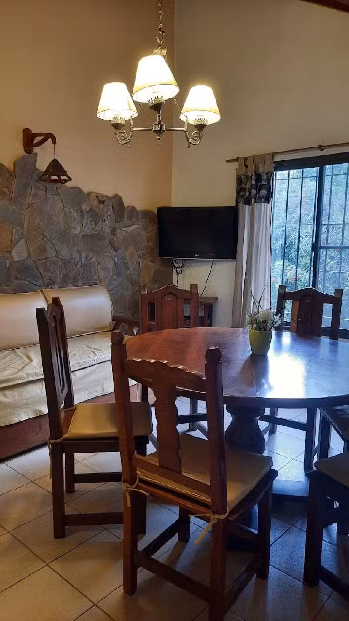 Posada del Halcón – Cabañas y Suites