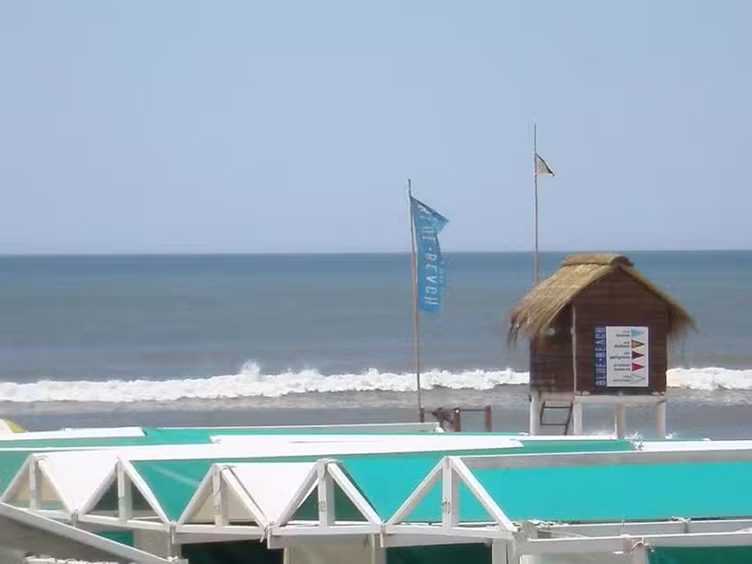 Puerto de Palos Cabañas en Mar Azul